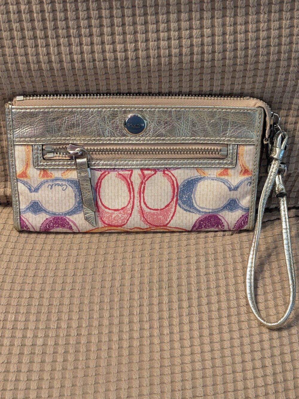 Coach Multicolor Scribble Signature C Canvas Wristlet with Silver Trim EUC